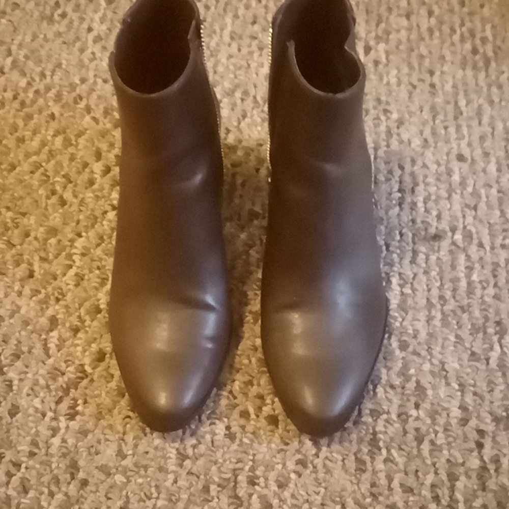 Women's ankle boots